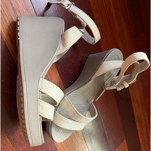 CROCS Wedge Sandals - Cream, Size 8
